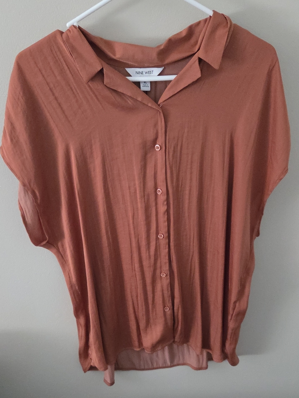 Nine West Rust-Tone Short Sleeve Button-Down Silk Blouse